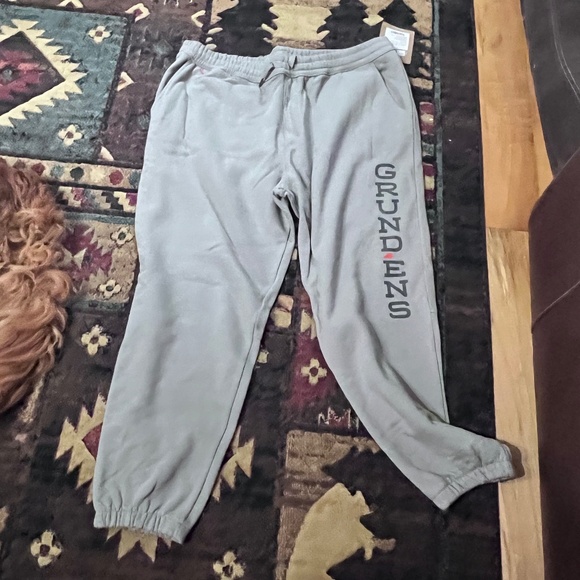 Grunden’s Dillingham Sweat Pant - Picture 1 of 2